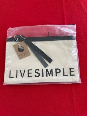 Santa Barbara Live Simple Canvas Cosmetic Bag - Cream with Black Trim